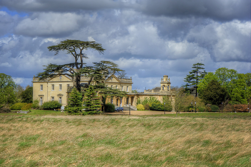Langley Park House Pass this house every day walking the d… Flickr