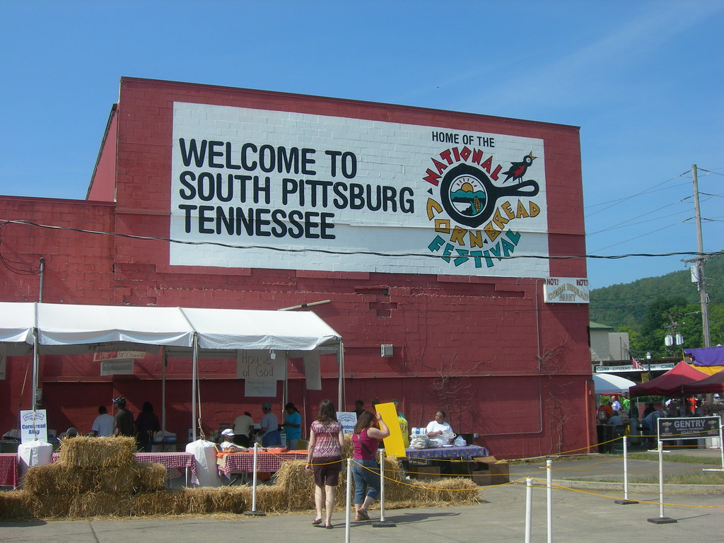 National Cornbread Festival Mural South Pittsburg, Tenness… Flickr
