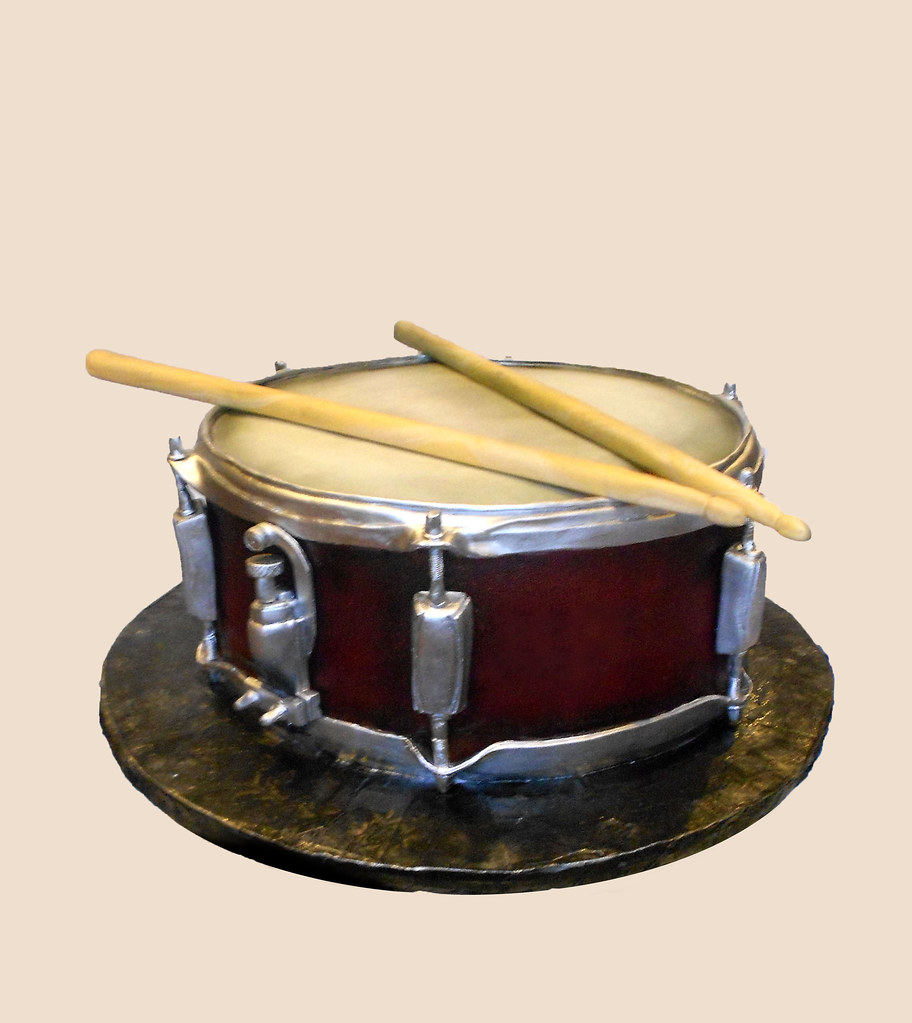 snare drum cake Drum cake ; Tama Imperialstar snare (with … Flickr