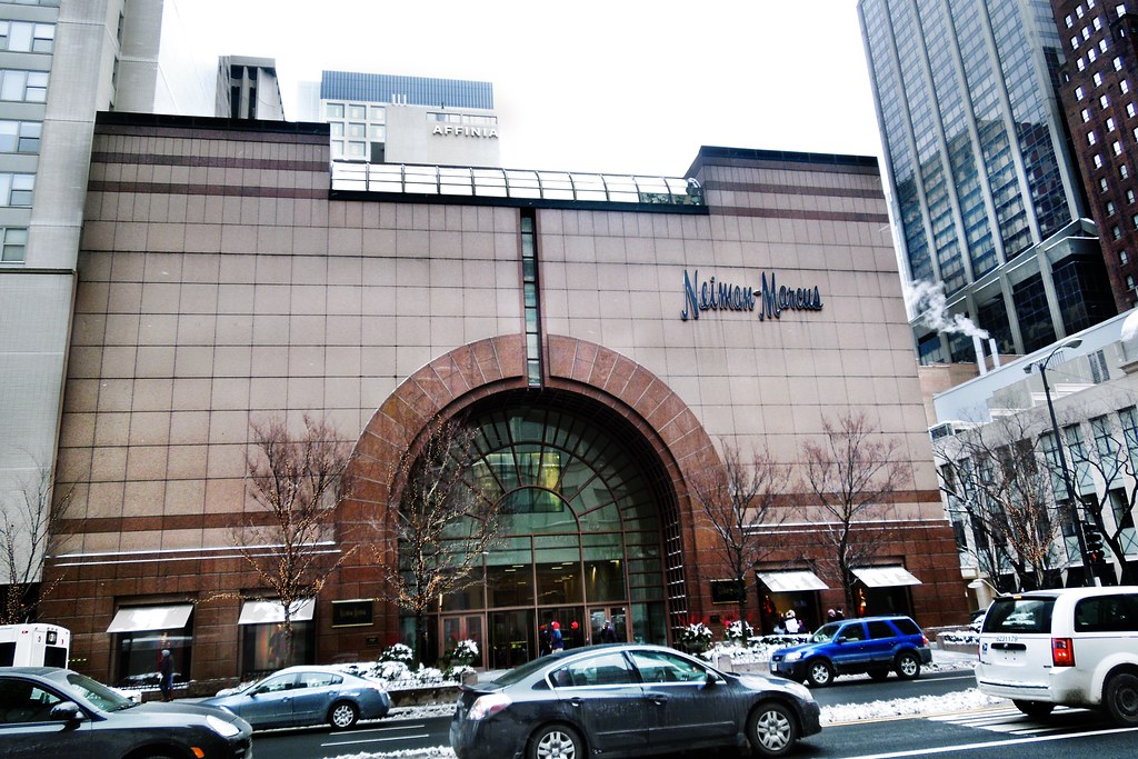 NeimanMarcus 737 North Michigan Avenue, Chicago 1985, Sk… Flickr
