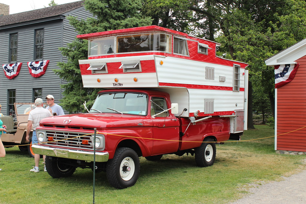 1964 Ford F250 Styleside 4X4 pickup / Del Rey Camper Flickr