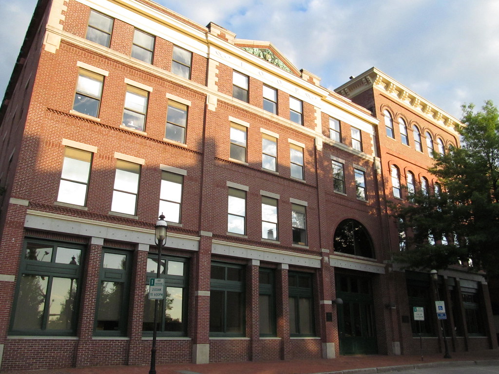 Auburn, Maine Auburn, Maine Doug Kerr Flickr