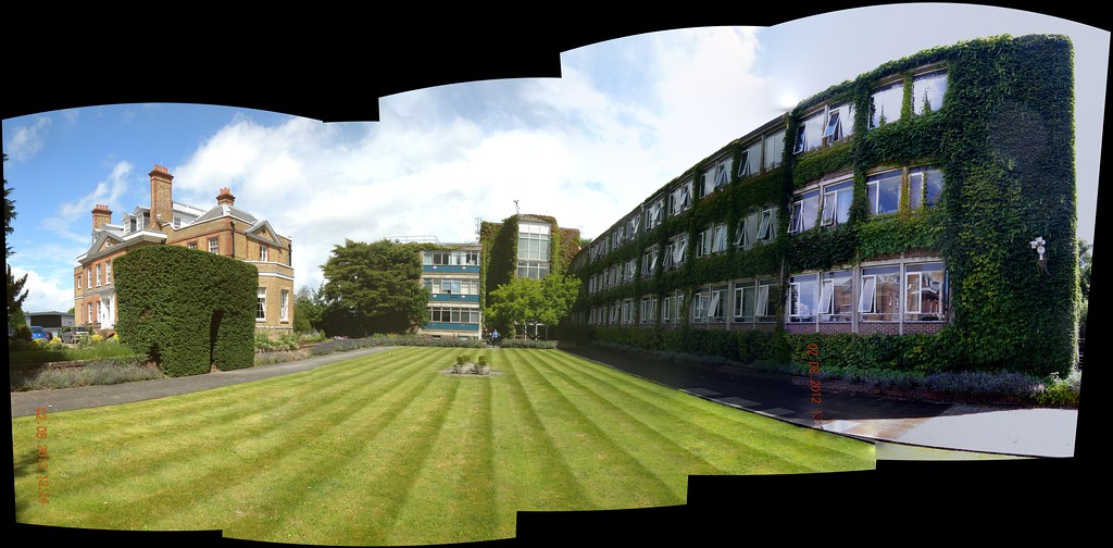 Atkins Woodcote Grove Ashley Road Epsom KT18 5BW DSCN6380 … Flickr