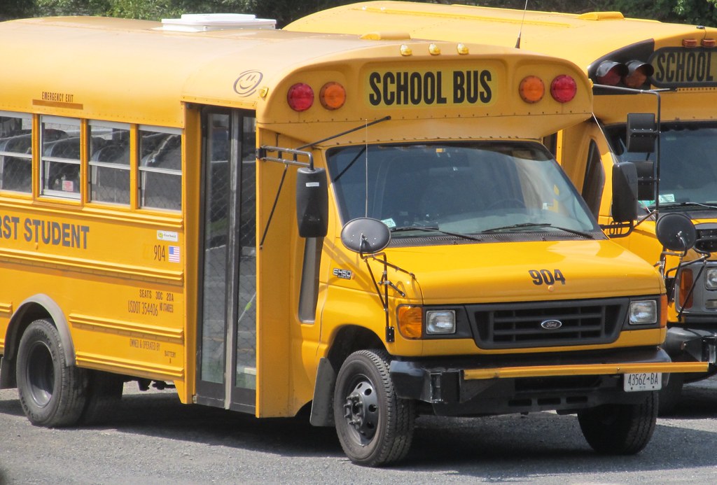 First Student 904 Corbeil Ford E450 Super Duty Seats 30C … Flickr