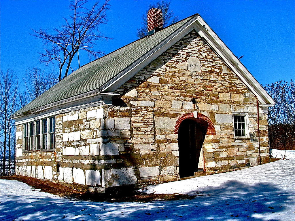 Sudbury School No. 3 (1829) Junction of VT 30 and VT 73, S… Flickr