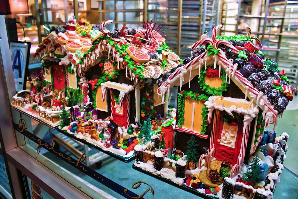 Christmas Candy Houses These tasty looking houses were see… Flickr