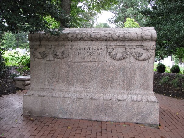 Grave of Robert Todd Lincoln This is the grave of Robert T… Flickr