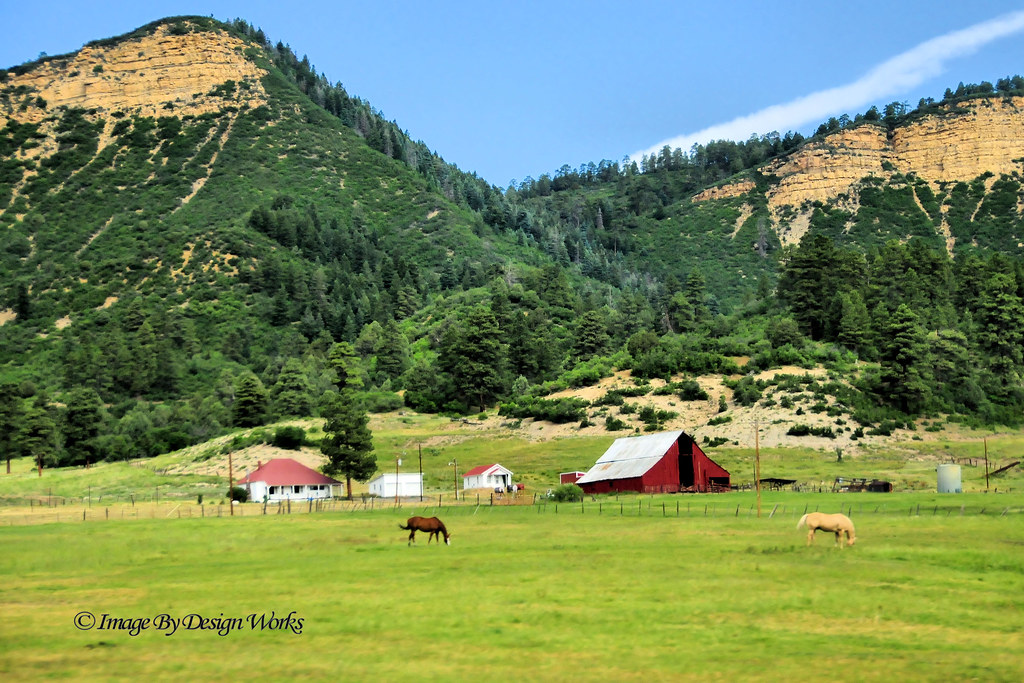 RED BARN CHROMO COLORADO This image was taken in Chromo … Flickr
