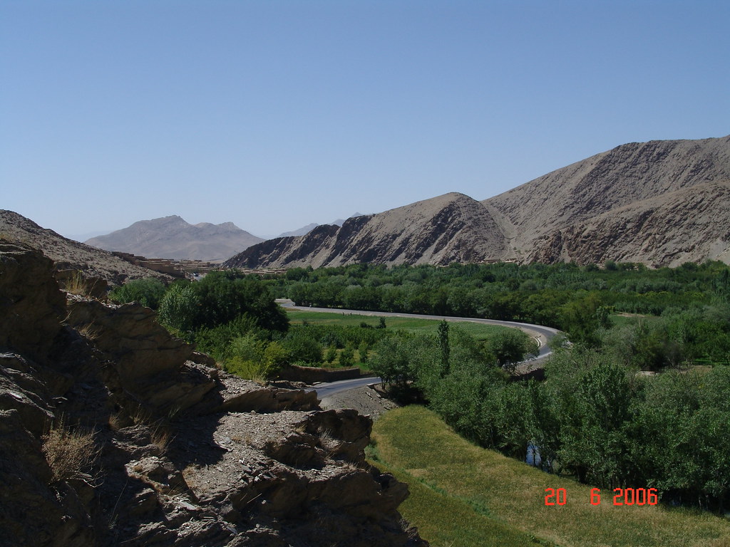 Tangi valley, Wardak.jpg Tangi valley, Wardak, Afghanistan… Flickr