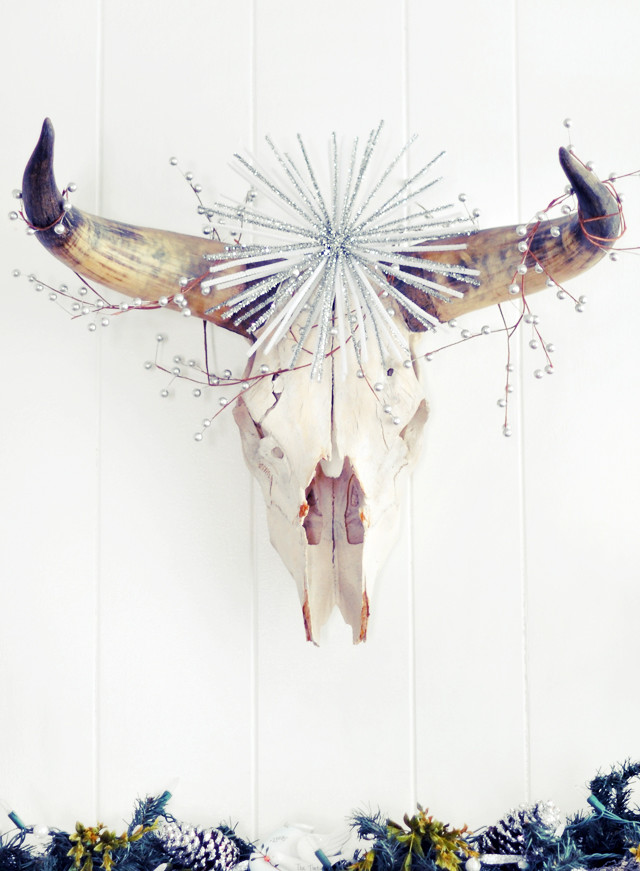 decorated cow skull head holiday decor DIY HERE www.lov… Flickr