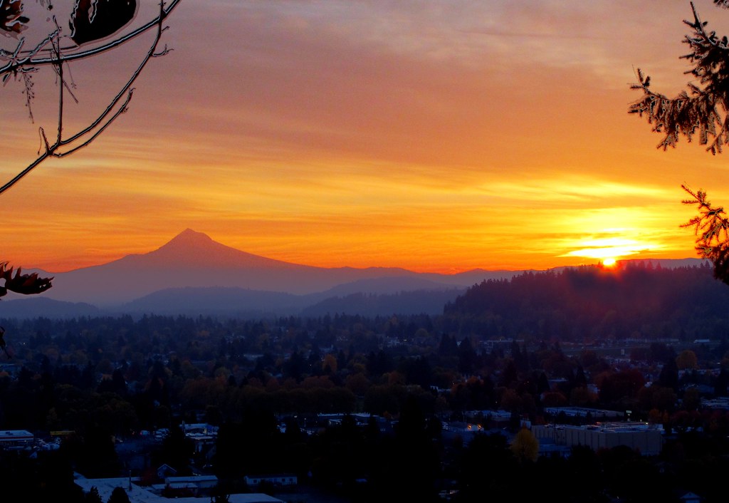 Mt Hood Sunrise from Mt Tabor Portland OR HighonLife Flickr