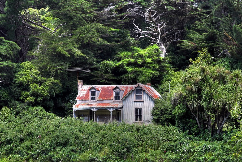 Old house, Middleton Road, Glenside, Wellington, New Zeala… Flickr