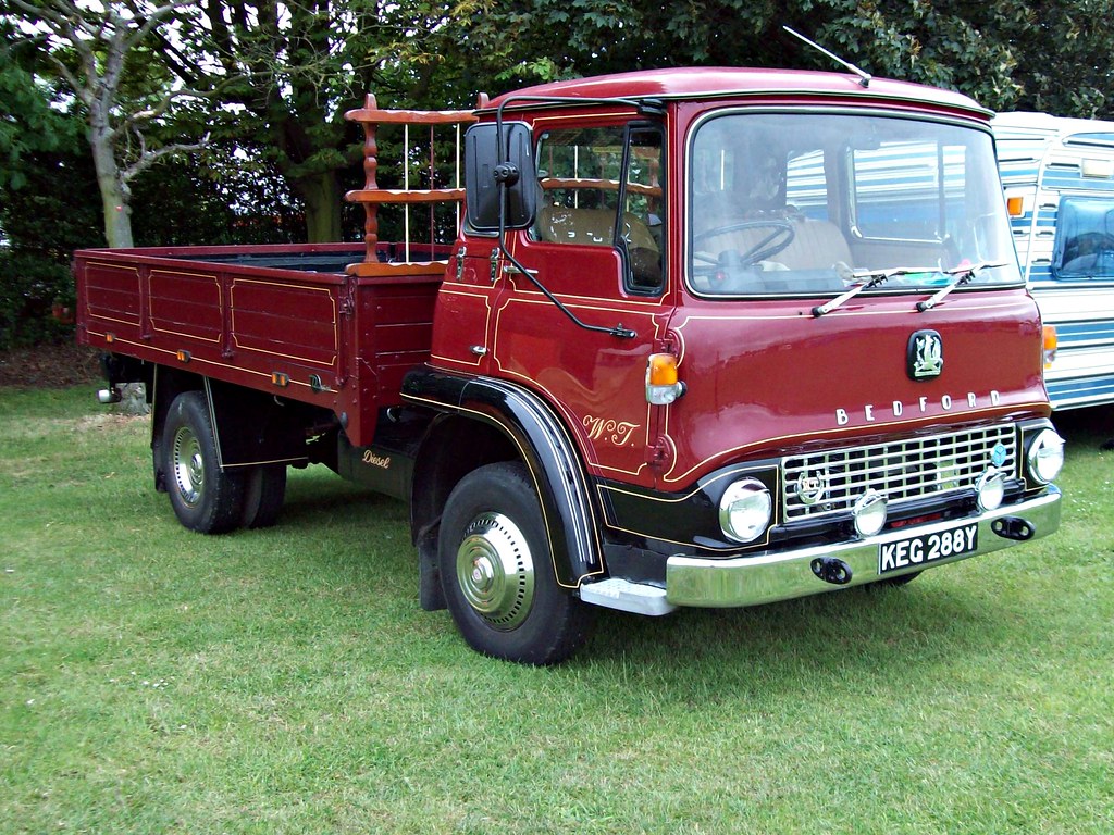 46 Bedford TK (1982) Bedford TK (195986) Engine 2000cc Di… Flickr