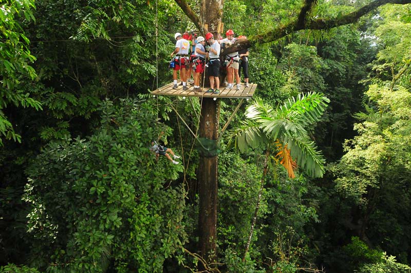 Zip lining, Quepos, Costa Rica Alan Smith Flickr