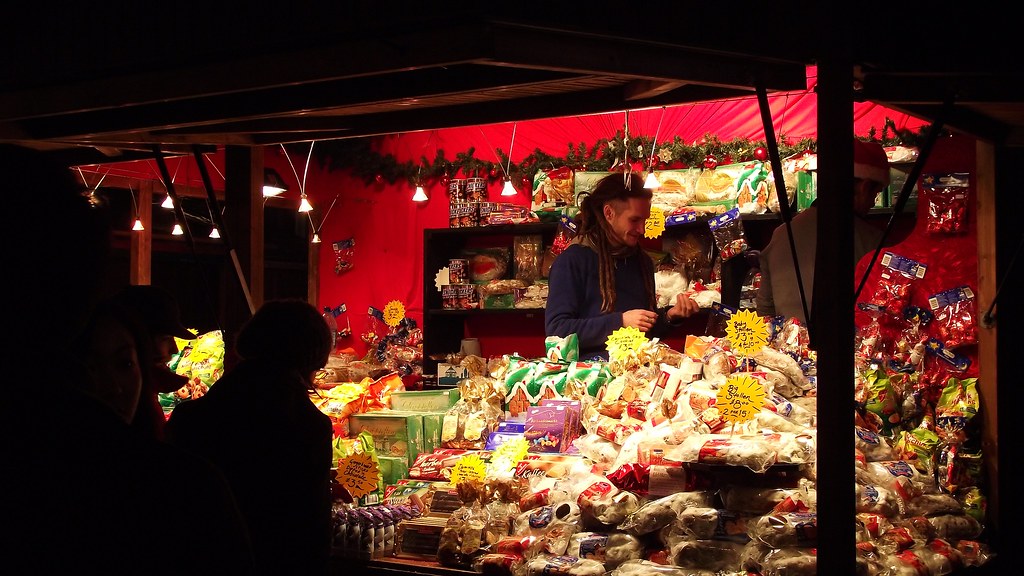Edinburgh Christmas market and fair 012 some yumminess in … Flickr