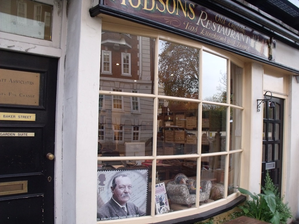 Hudson's Old English Restaurant 239 Baker Street, London… Flickr