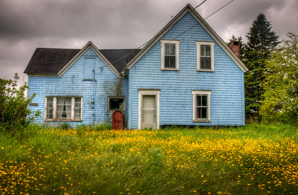 Abandoned house, Cape Breton, Nova Scotia I came upon this… Flickr