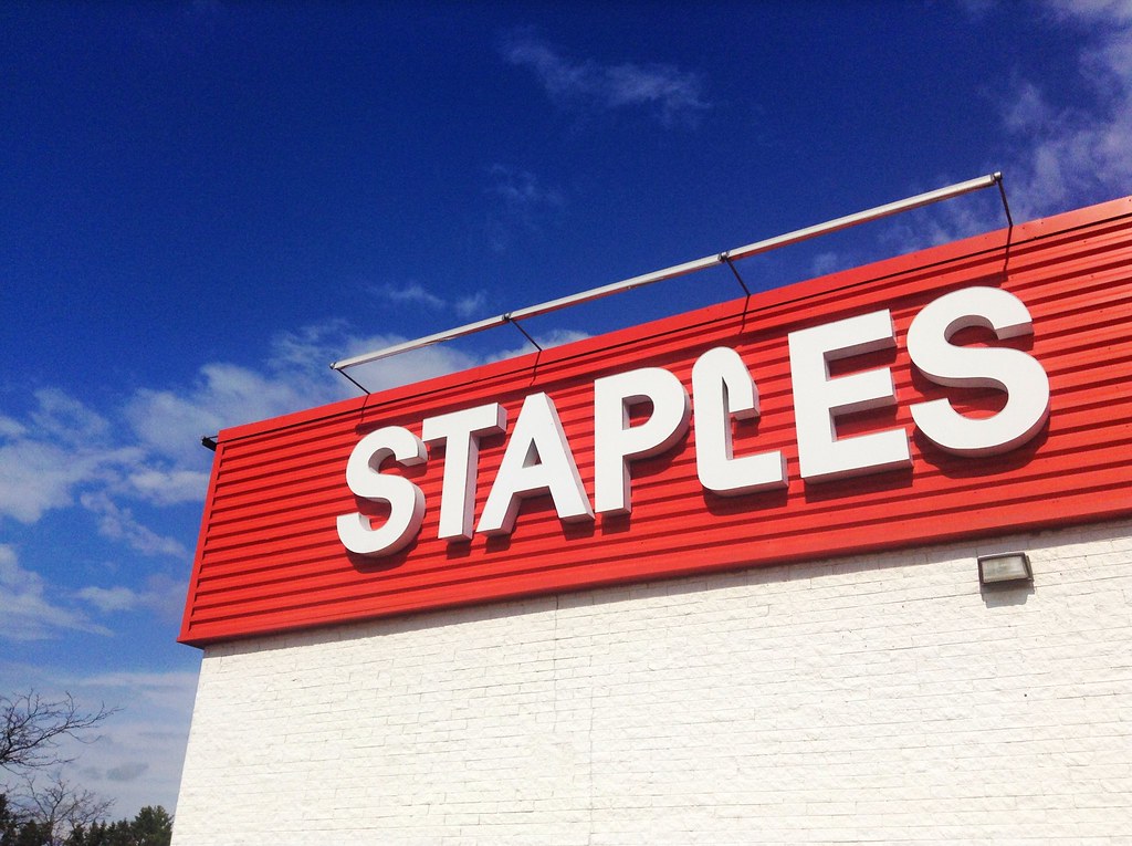 Staples Store sign logo building facade, US Postal Service… Flickr