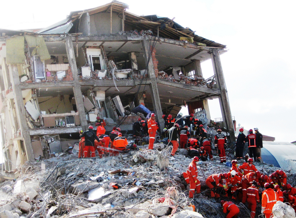 Tectonic Disasters Volcanoes and Tectonic Disasters