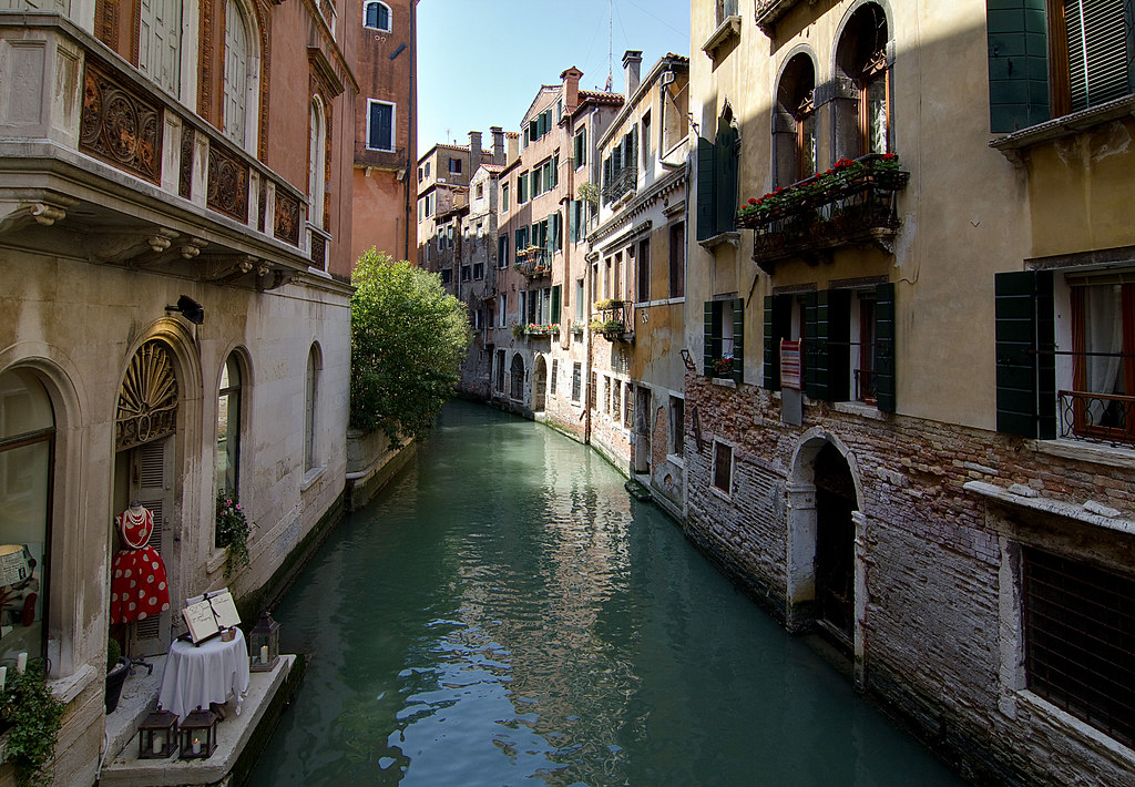 Venice Canal, Italy Venice, Italy Artur Staszewski Flickr