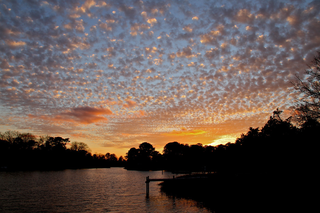 Mackerel Sky "Mackerel sky, mackerel sky. Never long wet… Flickr