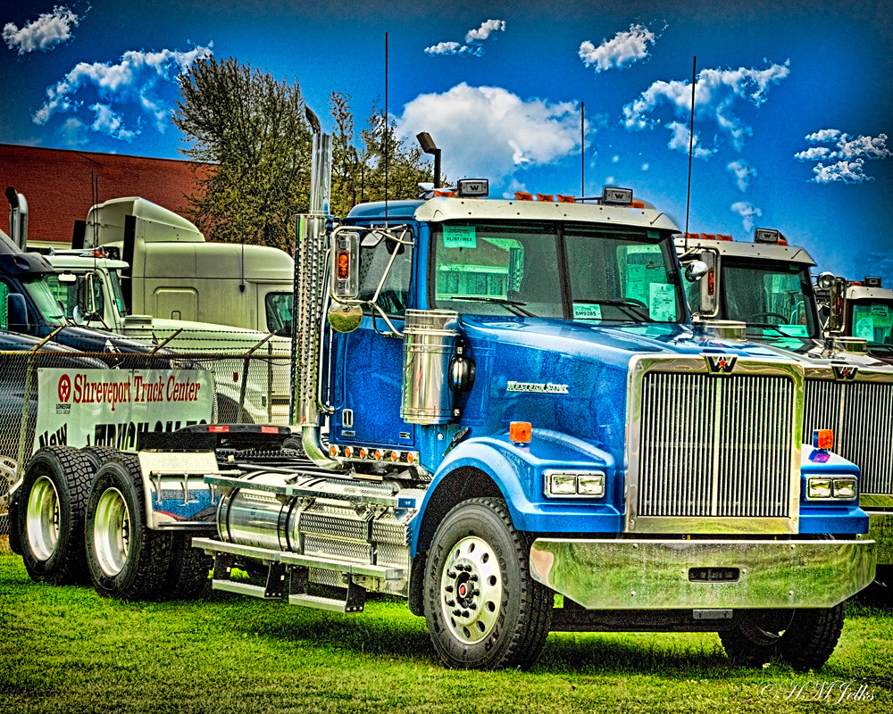 Blue18Wheeler Trucks for Sale at Shreveport Truck Center… Harvey