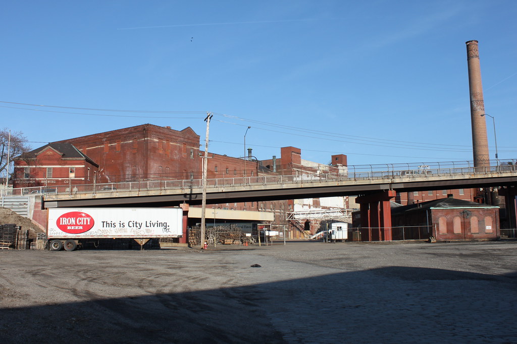 Iron City Brewery The former Iron City brewery has a large… Flickr