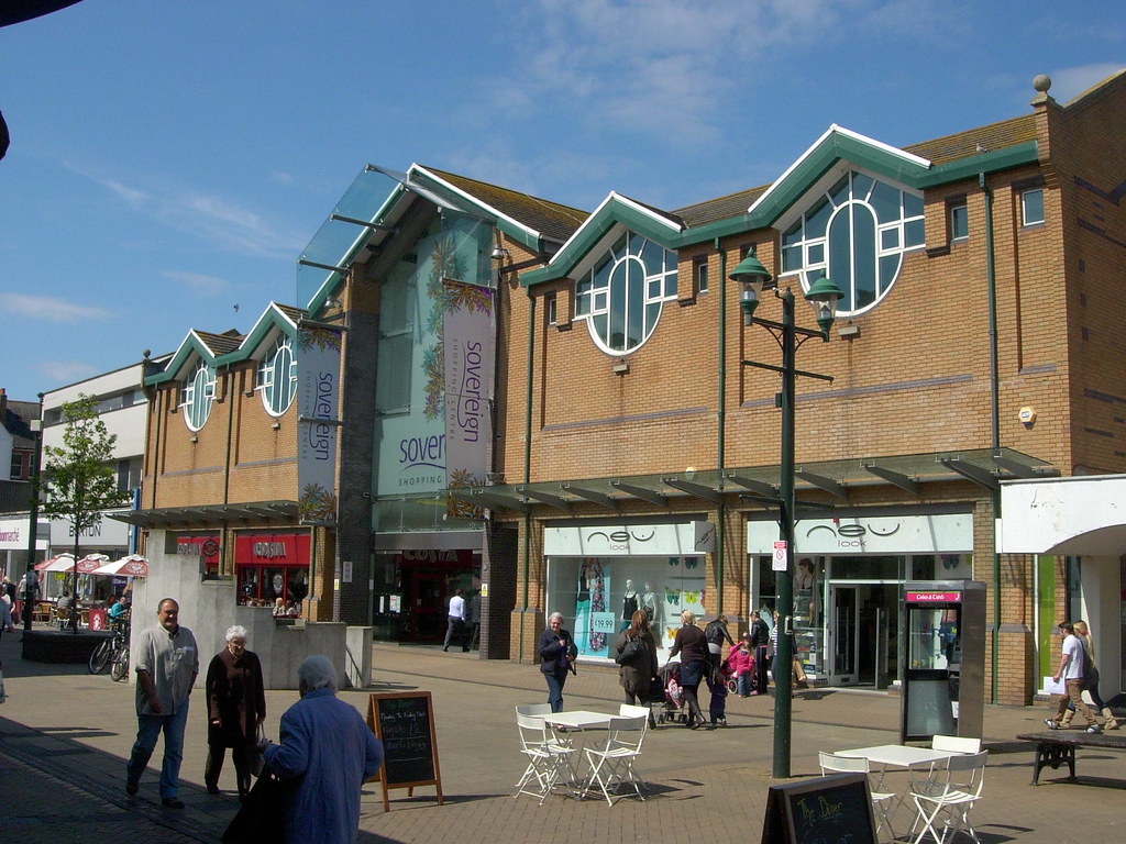 THE SOVEREIGN CENTRE. PRECINCT. CHRISTCHURCH RD. … Flickr