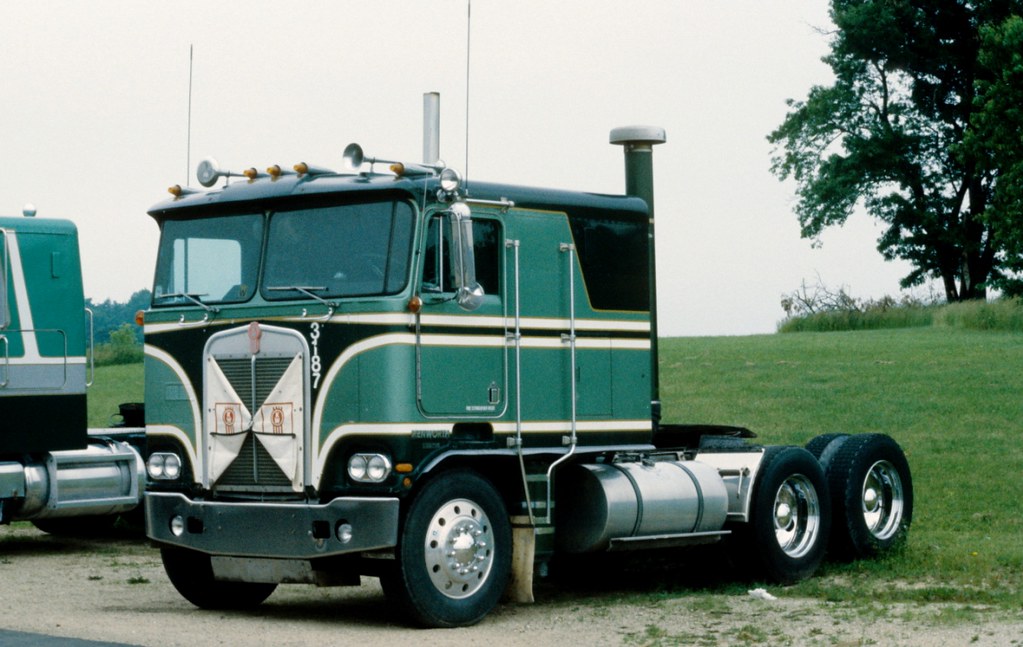 How Do You Not Love This Kenworth Madison, Wisconsin is wh… Flickr