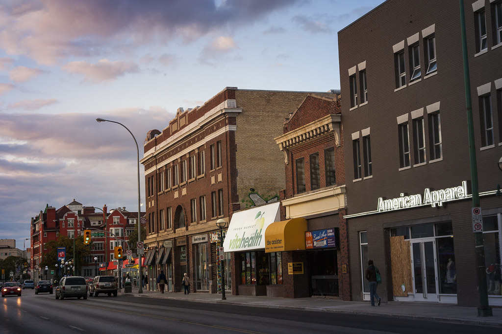 Osborne Osborne Street, Winnipeg, Manitoba. Old, unedited … Flickr