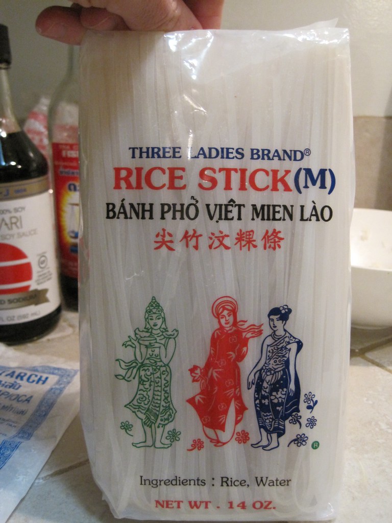 Three Ladies Rice Noodles For glutenfree and allergy sens… Flickr