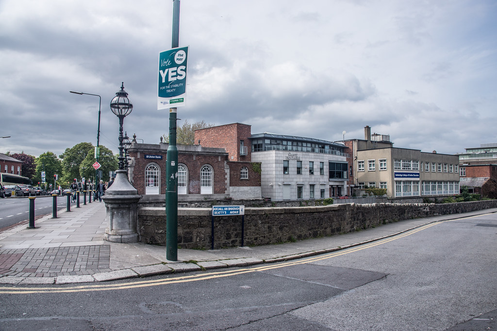 Ballsbridge In Dublin (Ireland) Beatty's Avenue Ball's B… Flickr