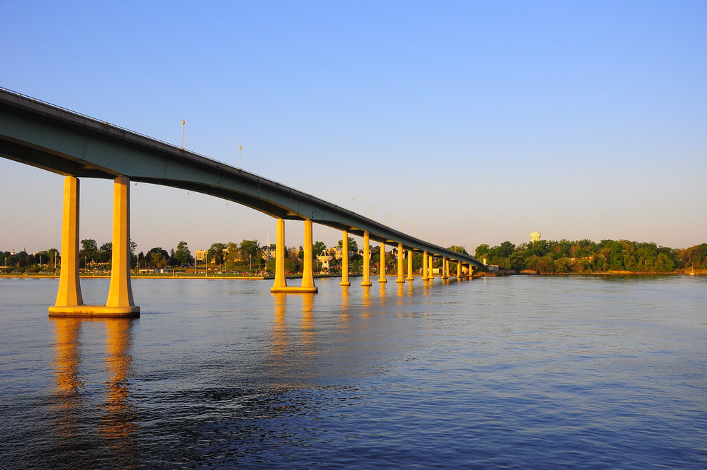 Severn River Bridge Severn River Bridge at dawn. This imag… Flickr