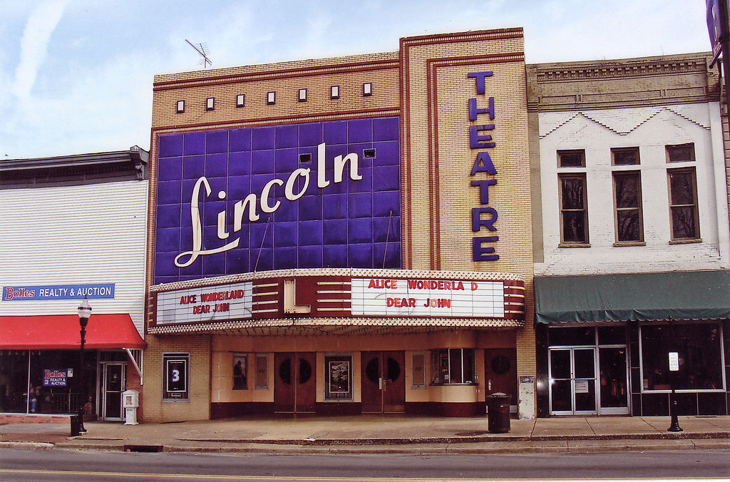 Lincoln Theatre (Fayetteville, Tn.) Opened in 1951 with se… Flickr
