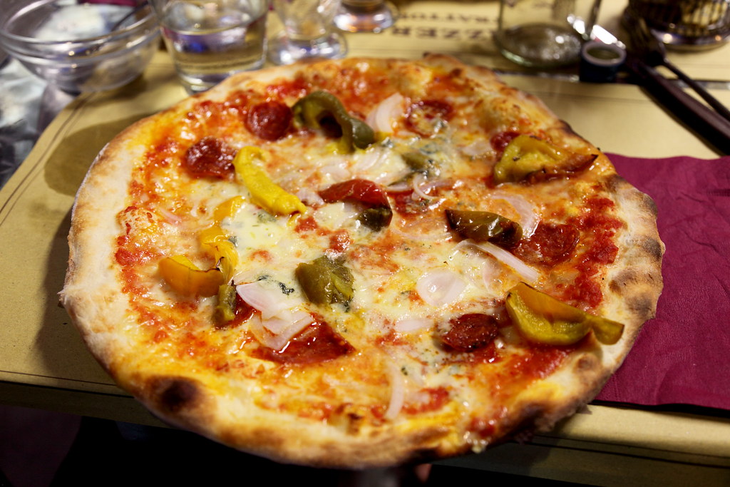 Pizza / Italy, Venice Pizza is an ovenbaked, flat, round … Flickr