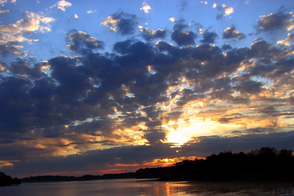 East Fork Lake, Olney, Illinois thunt77 Flickr