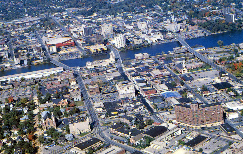 Rockford from Air c.1990 (Postcard) A postcard air view of… Flickr