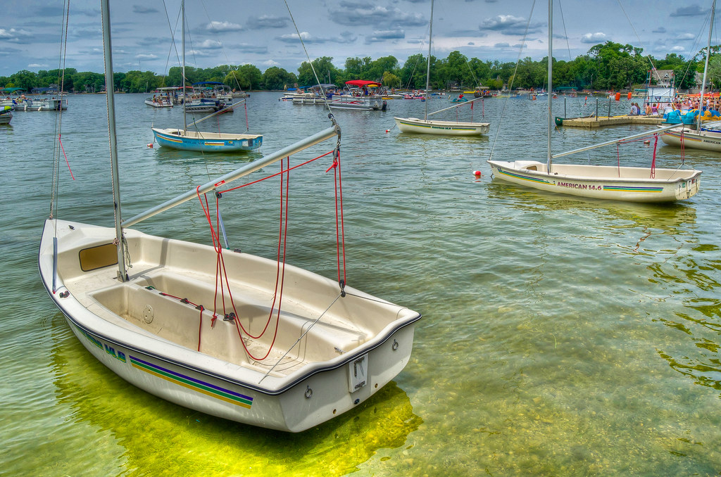 One Fine Day Main Beach, Crystal Lake, IL. Chicagoist Arou… Flickr