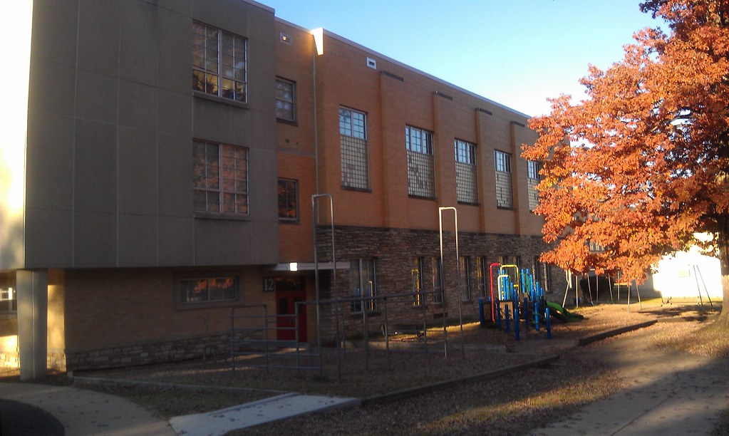 Stratford Junior High School Arlington VA (3) nrhp 0400… Flickr