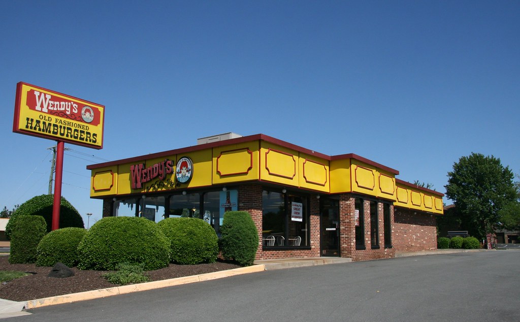 Wendy's Old Fashioned Hamburgers Vintage Wendy's restauran… Flickr