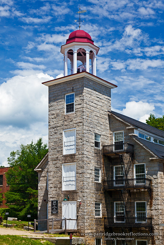Harrisville old mill town, New Hampshire I'm getting a few… Flickr