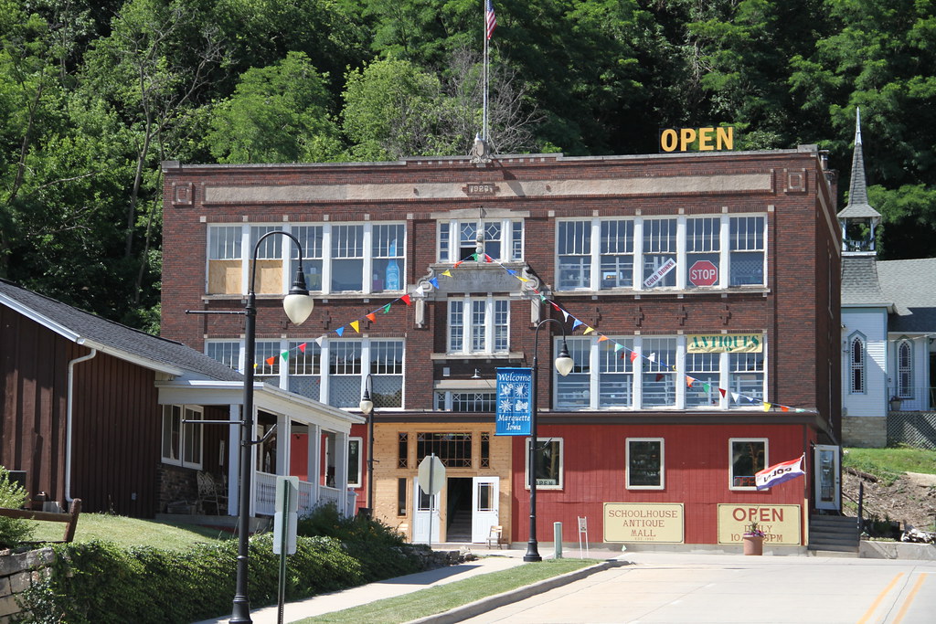 Marquette Iowa, Clayton County IA Bruce Wicks Flickr