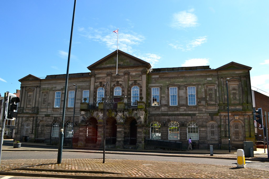 Longton Town Hall (1863) Longton Town Hall was rebuilt in … Flickr