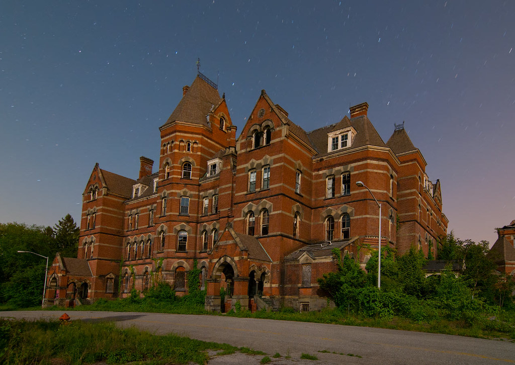 Hudson River Psychiatric Center Administration Building