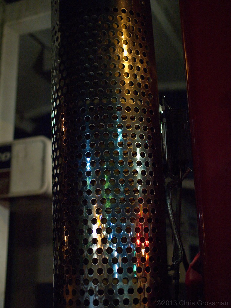 Exhaust Heat Shield Reflections 2009 Kenworth T440 Truck… Flickr