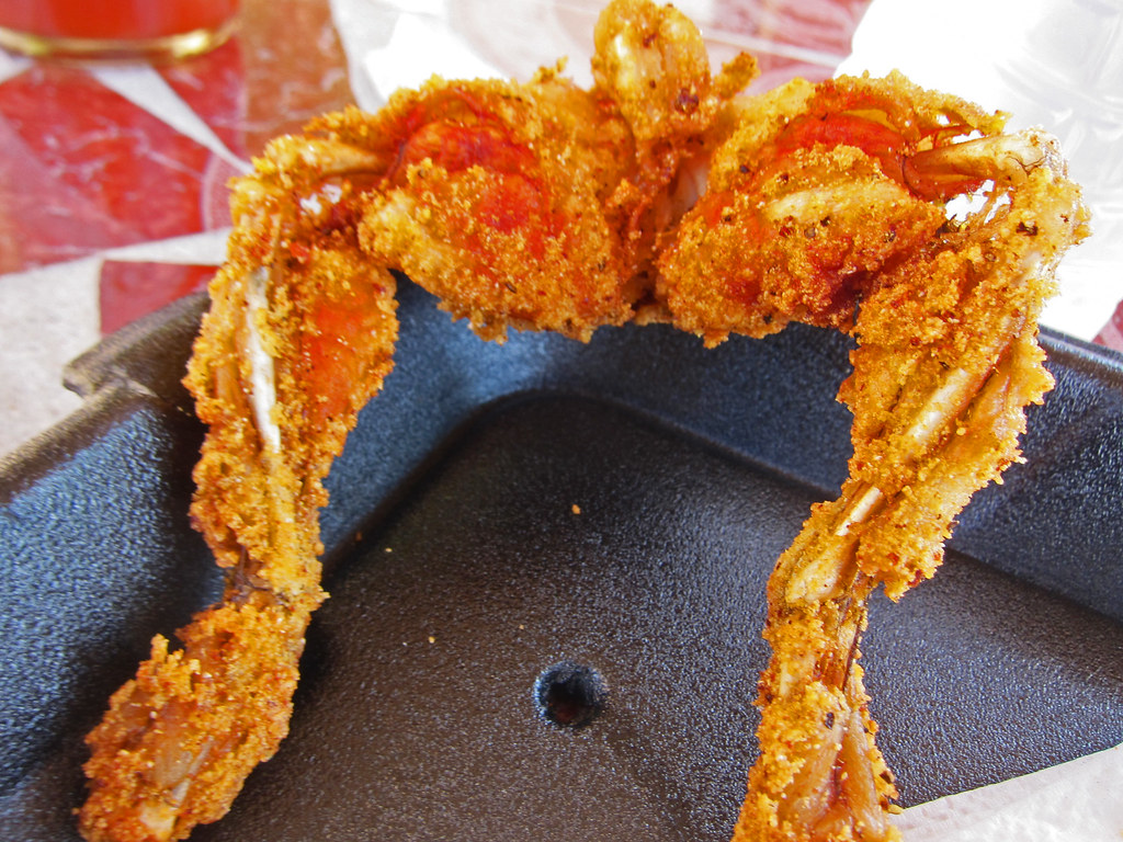 Frog Legs that look like they're ready to run away Red R… Flickr