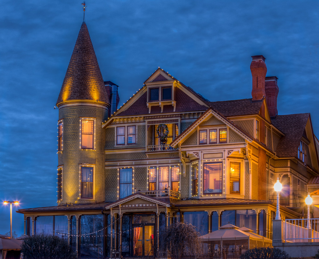 Baker House, Lake Geneva, WI Built in 1885 as a summer res… Flickr