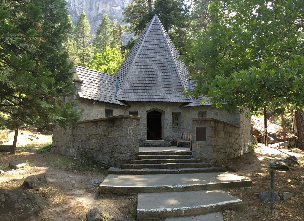 LeConte Memorial Lodge in Yosemite National Park now the… Flickr