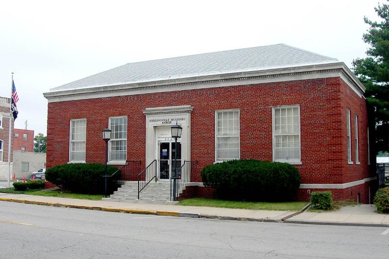 Higginsville, MO post office Lafayette County. Photo by J … Flickr