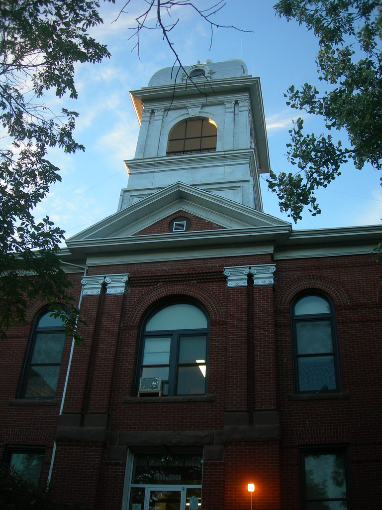 Eddy County Courthouse New Rockford, North Dakota Designed… Flickr